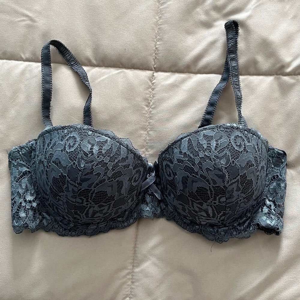 Kathy Ireland Intimates Gray/Grey Lace Bra